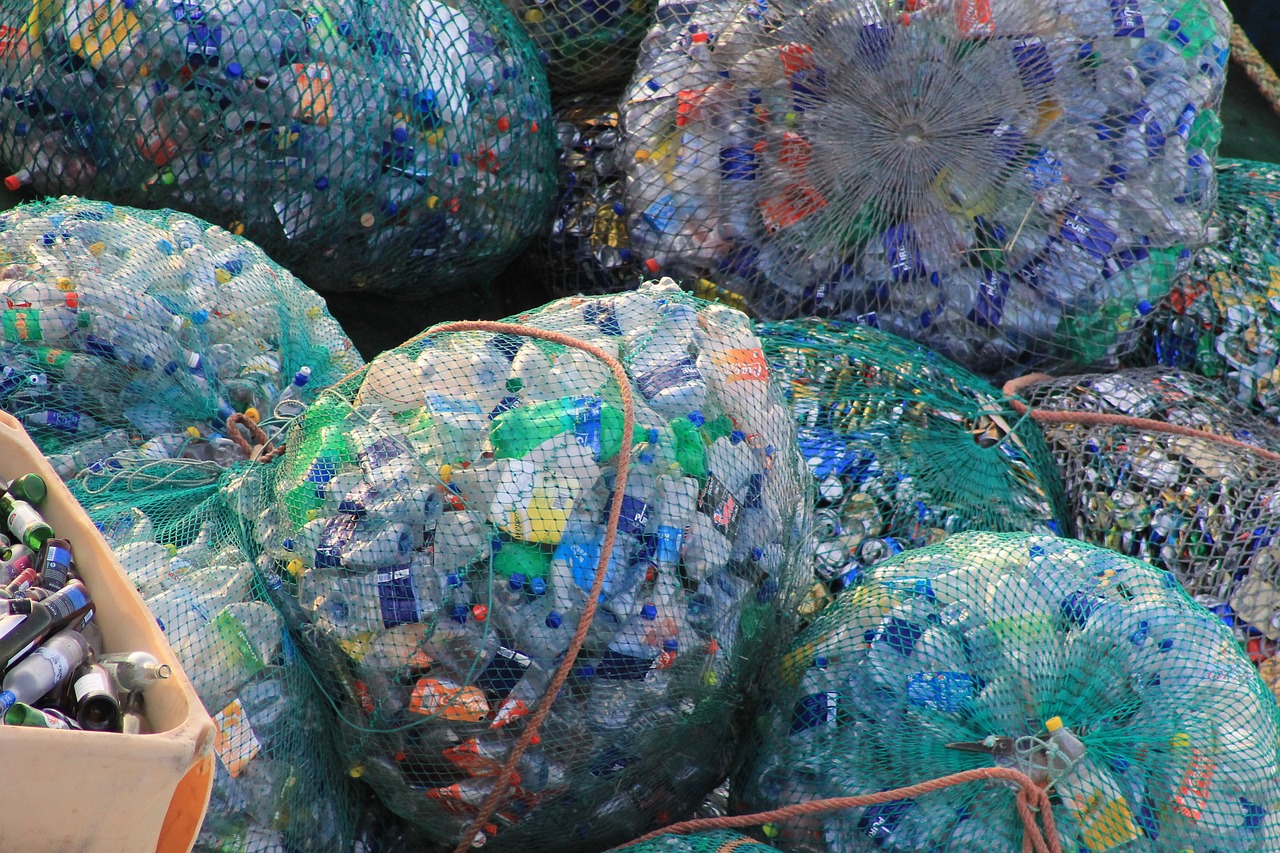 plastic, bottles, garbage-631625.jpg